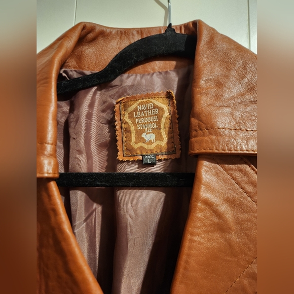 Vintage Leather Trench Coat - Picture 2 of 2